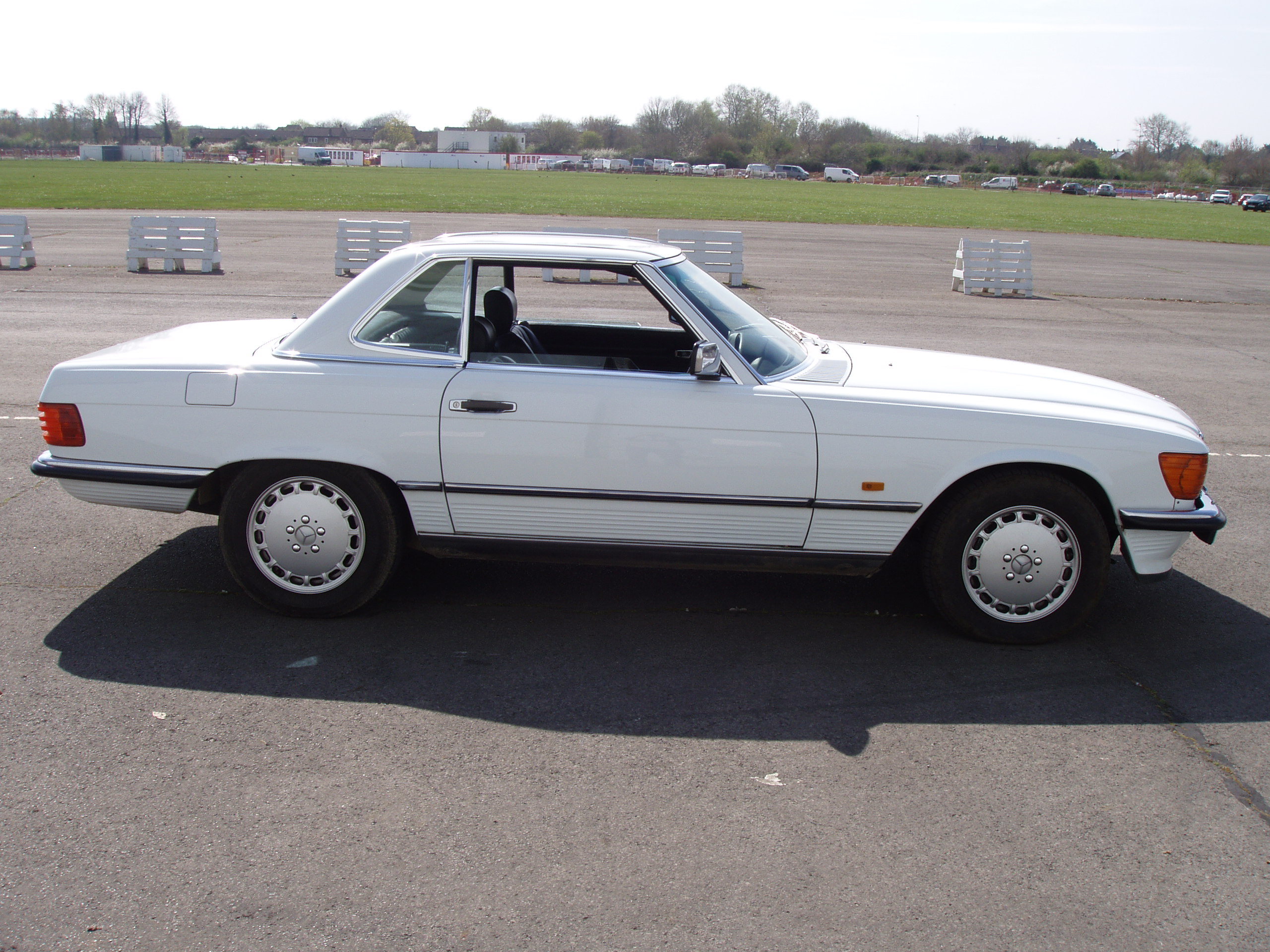 Mercedes Benz 420SL - Image 6
