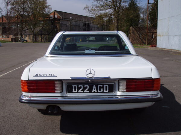 Mercedes Benz 420SL - Image 8