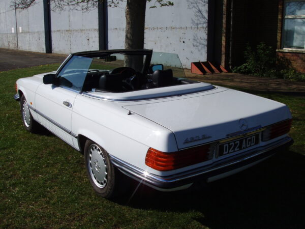 Mercedes Benz 420SL - Image 21