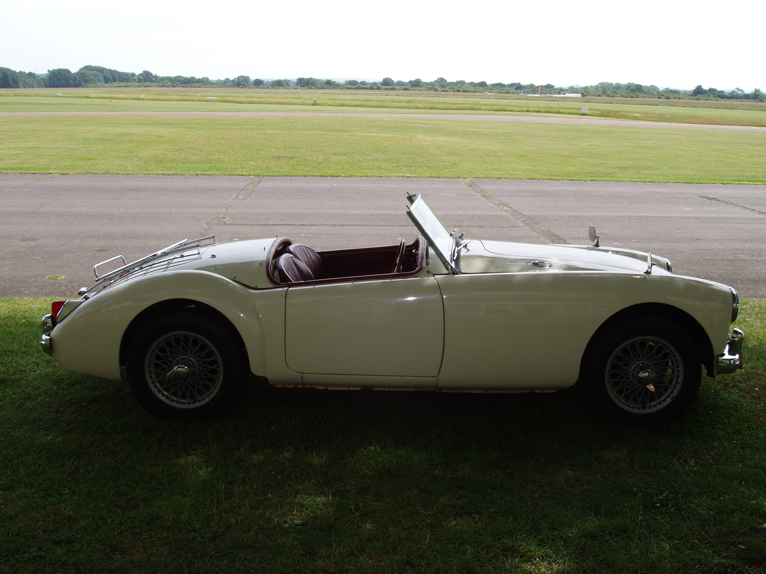 M.G. A 1500 Roadster - Image 9