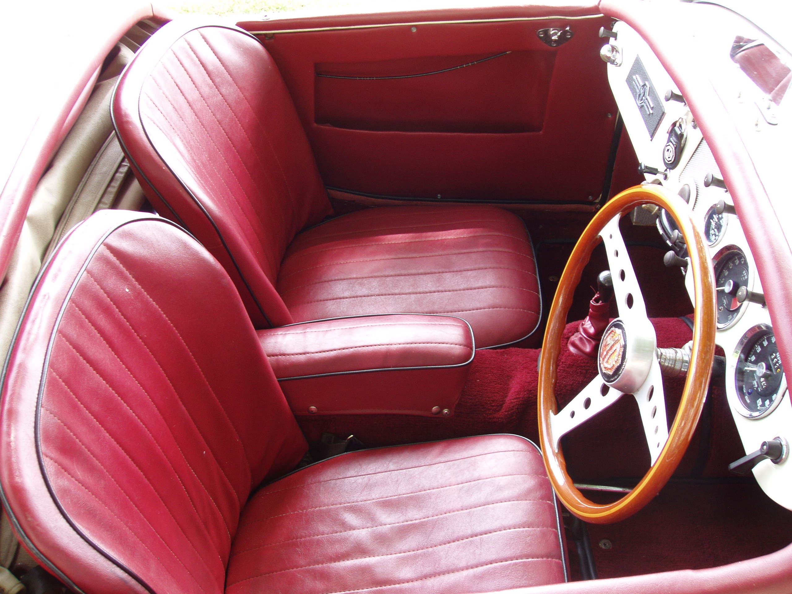 M.G. A 1500 Roadster - Image 13