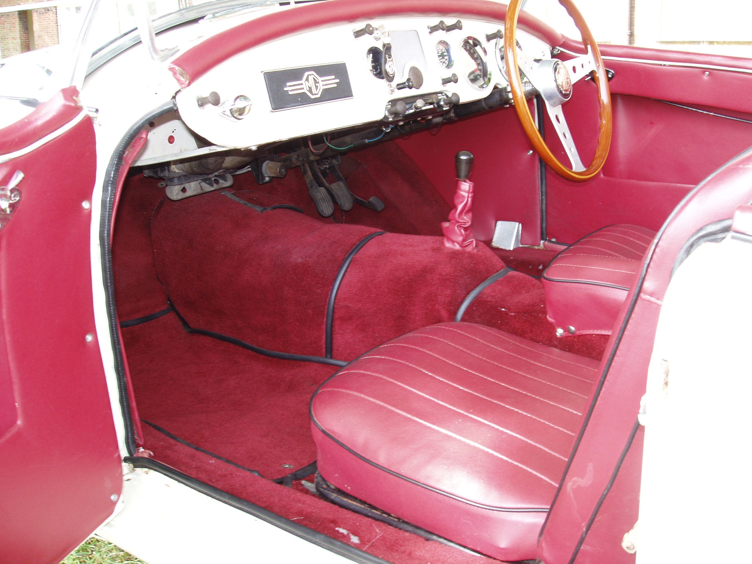 M.G. A 1500 Roadster - Image 15