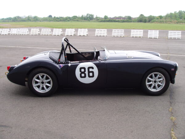 M.G. A racer - Image 7