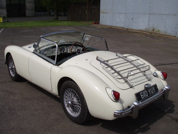 MG A Roadster - Image 12