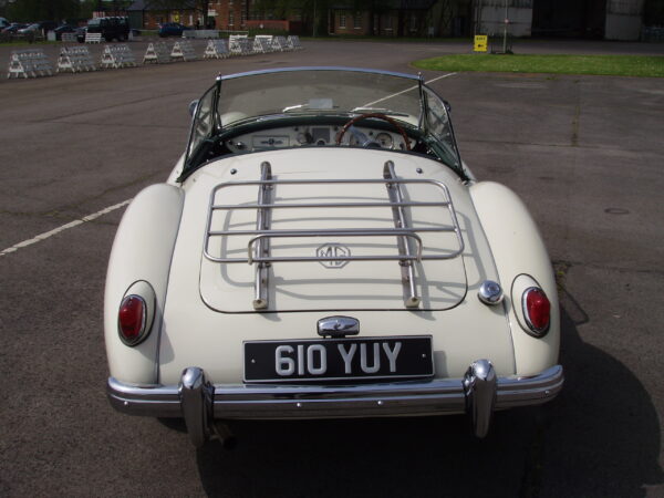 MG A Roadster - Image 15